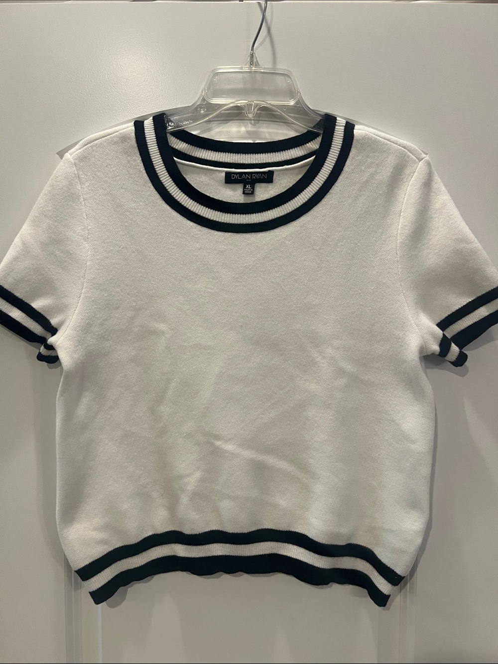 White Short-Sleeve Knit Sweater with Black Stripe Trim - Picture 1 of 3